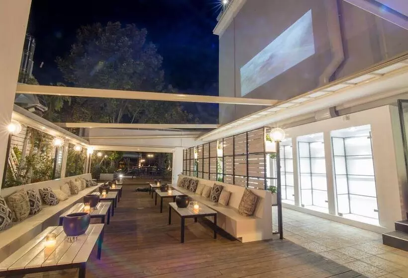 Panellinion Luxury Rooms