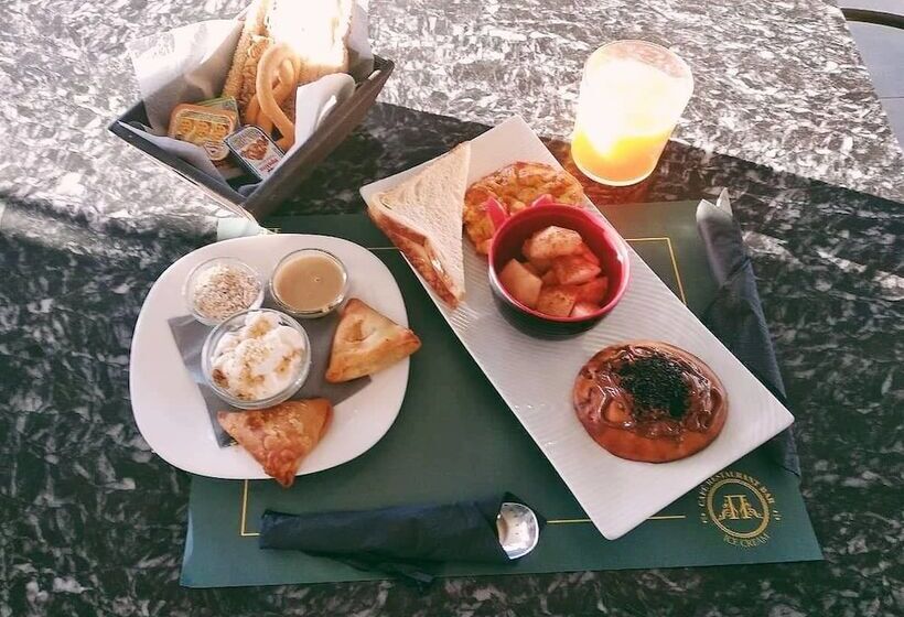 Panellinion Luxury Rooms