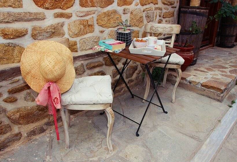 Pension (Hôtel basse catégorie) Aristotelis Traditional Guest House