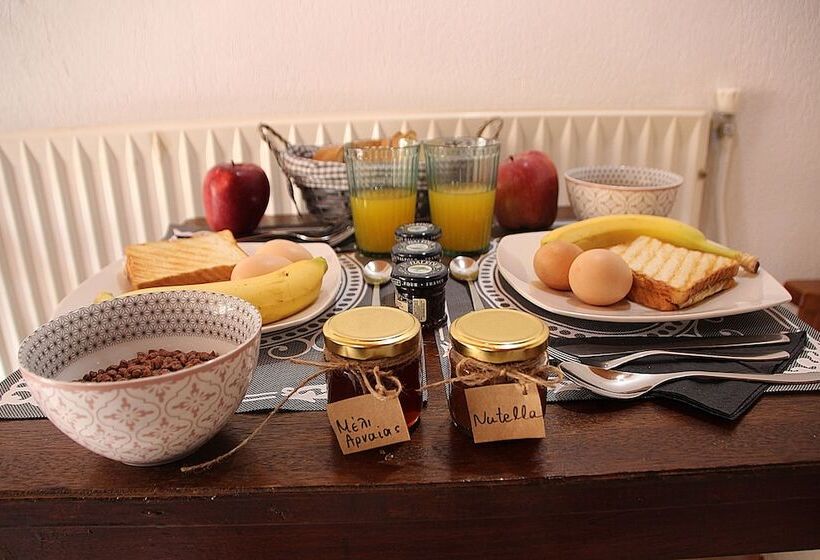 Pension (Hôtel basse catégorie) Aristotelis Traditional Guest House