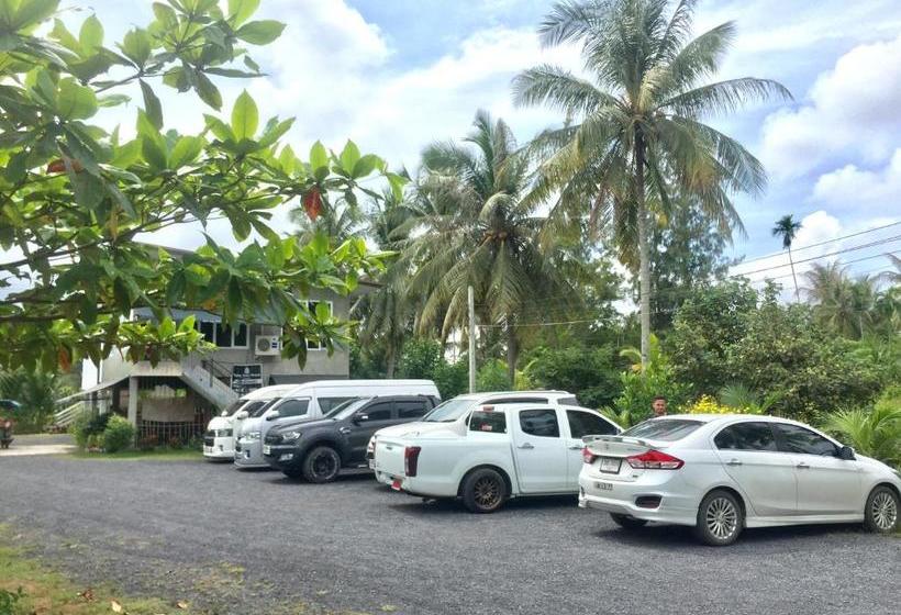 Baan Bang Kluai Resort And Coffee