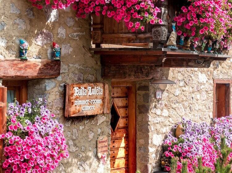 ベッドアンドブレックファースト Baita Luleta