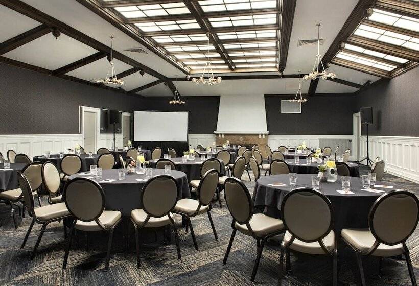 فندق Aloft Buffalo Downtown