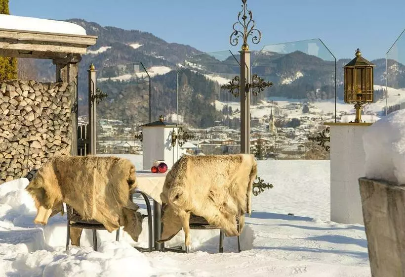 Hotelli Alpina Wellness & Spa Resort