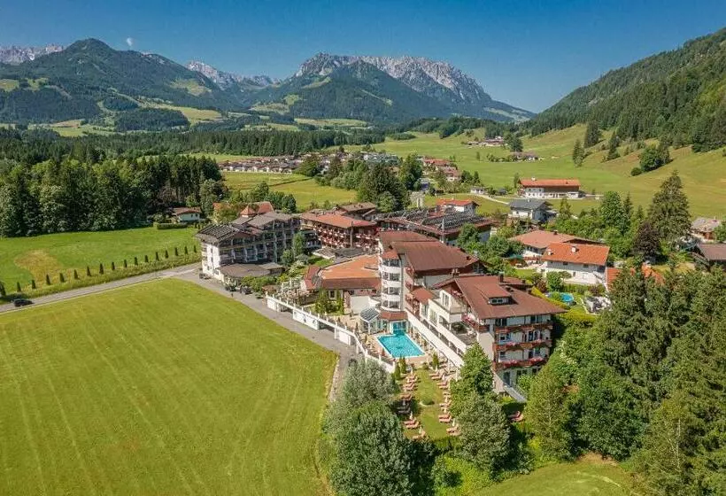 Hotelli Alpina Wellness & Spa Resort