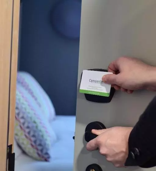 ホテル Campanile Paris  Clichy Centre