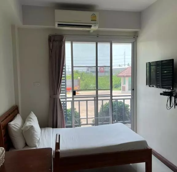 ホテル Grand Lopburi