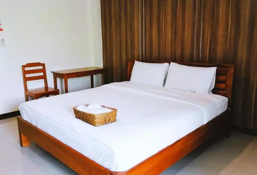 ホテル Grand Lopburi