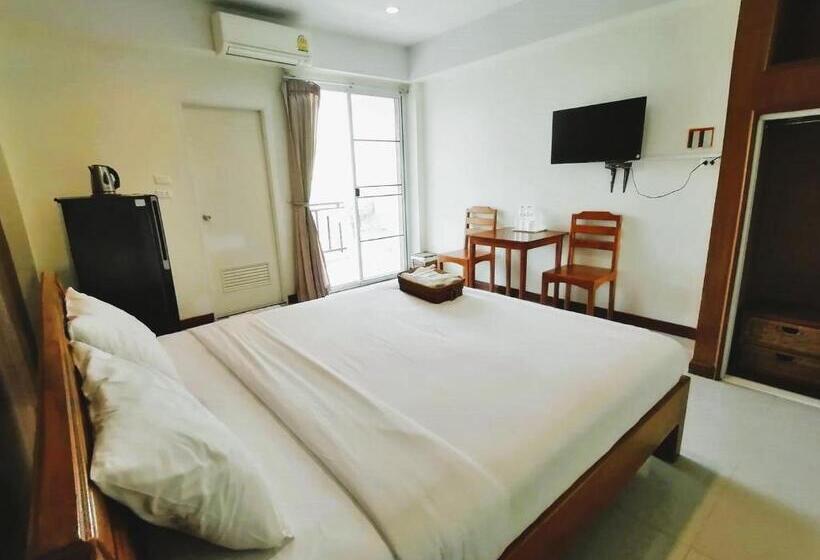 호텔 Grand Lopburi