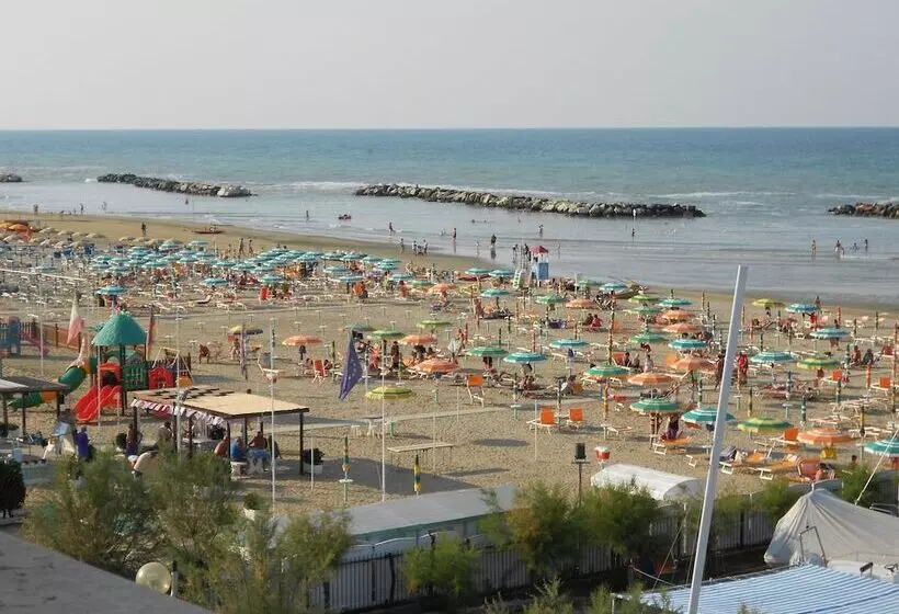 Hotelli Laguna Blu