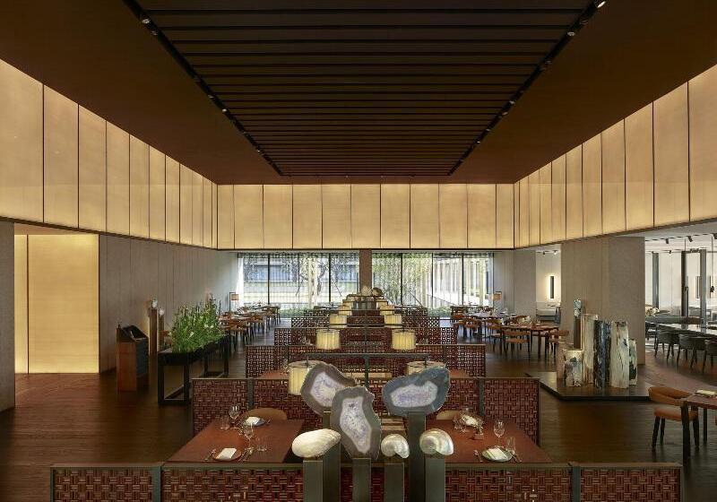 Lohkah Hotel & Spa Free Welcome Fruit Plate