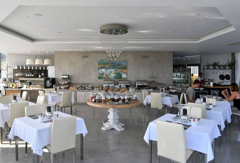 ホテル Naoussa Hills Boutique Resort Adults Only