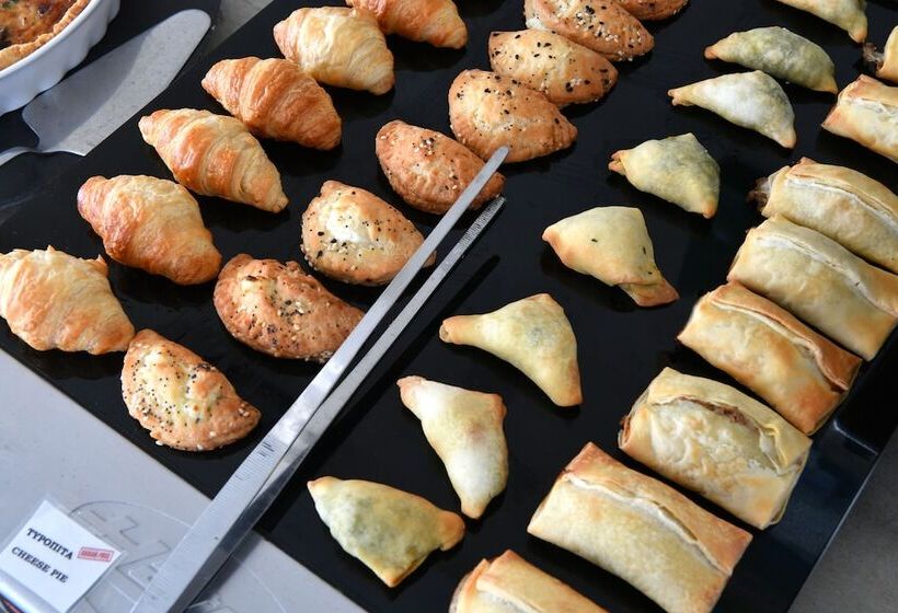 ホテル Naoussa Hills Boutique Resort Adults Only