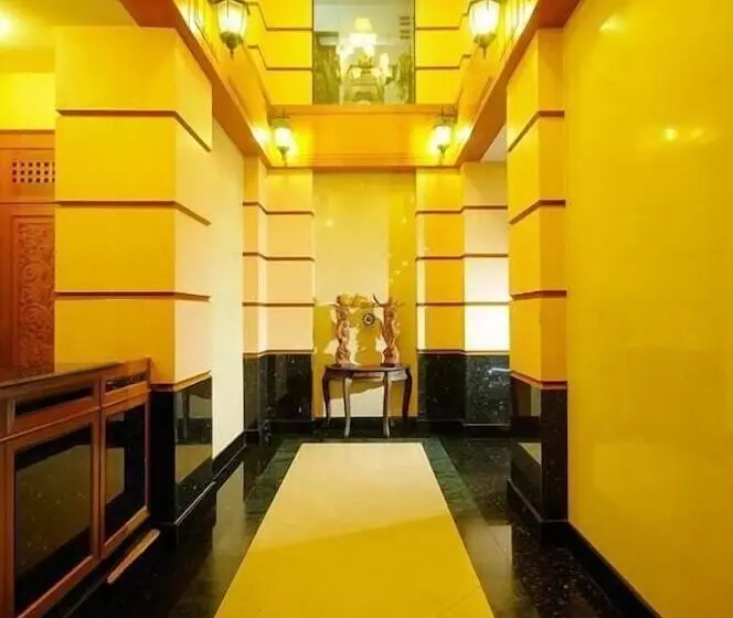 هتل Violet Tower At Khaosan Palace