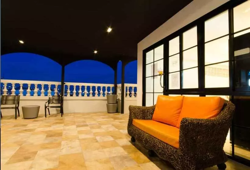 هتل Violet Tower At Khaosan Palace