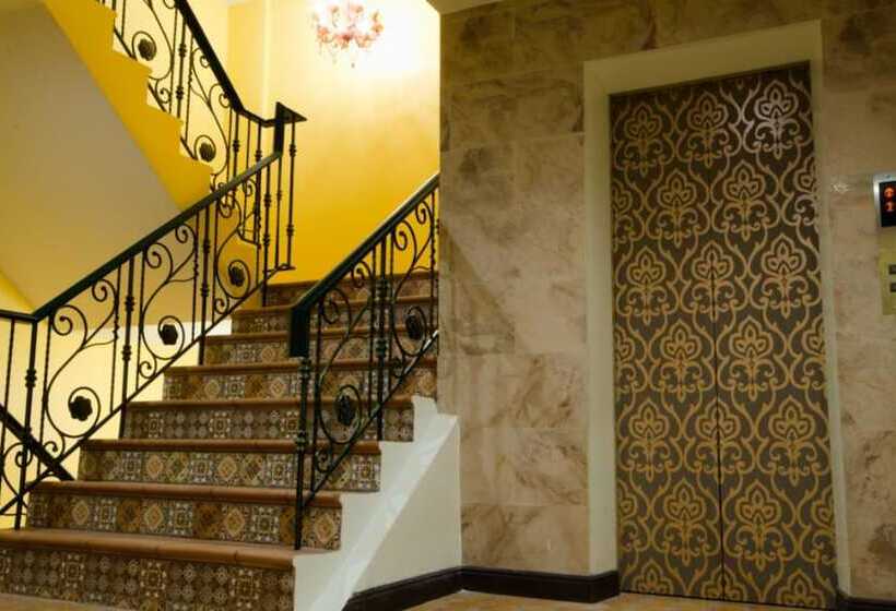 هتل Violet Tower At Khaosan Palace