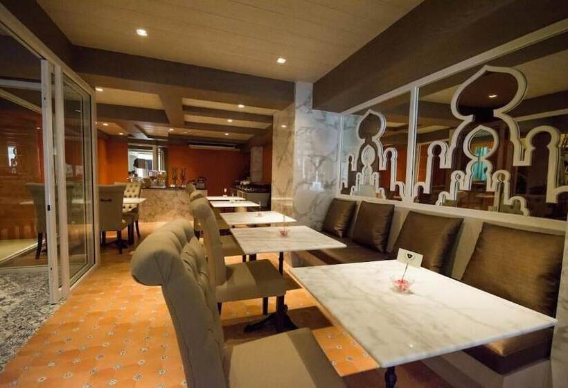 هتل Violet Tower At Khaosan Palace