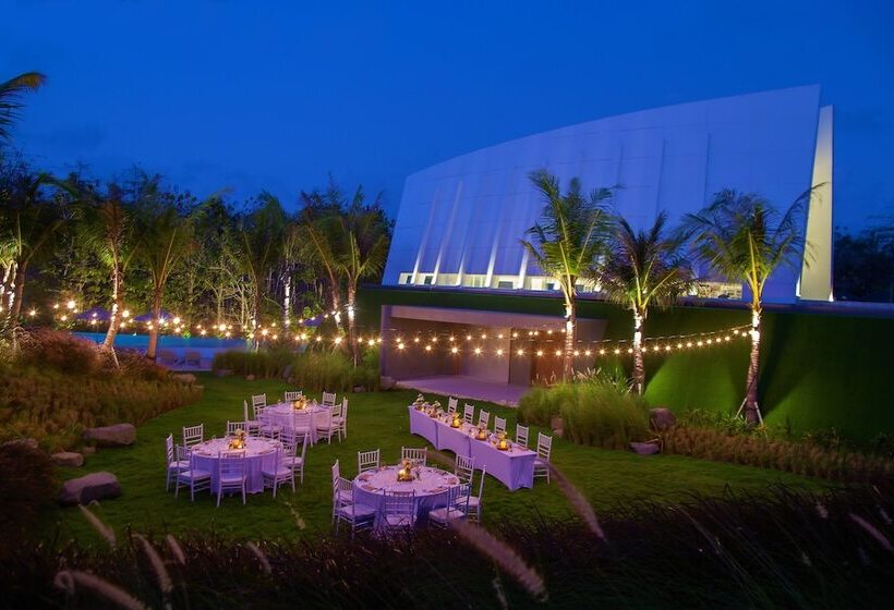 Курорт Cross Bali Breakers