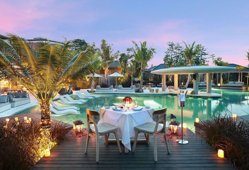 Курорт Cross Bali Breakers