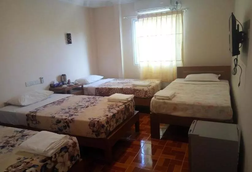 Dormitory @ Golden Crown Motel