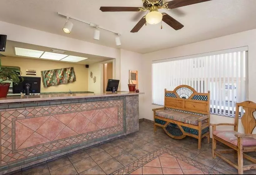 Getaways At Havasu Dunes Resort
