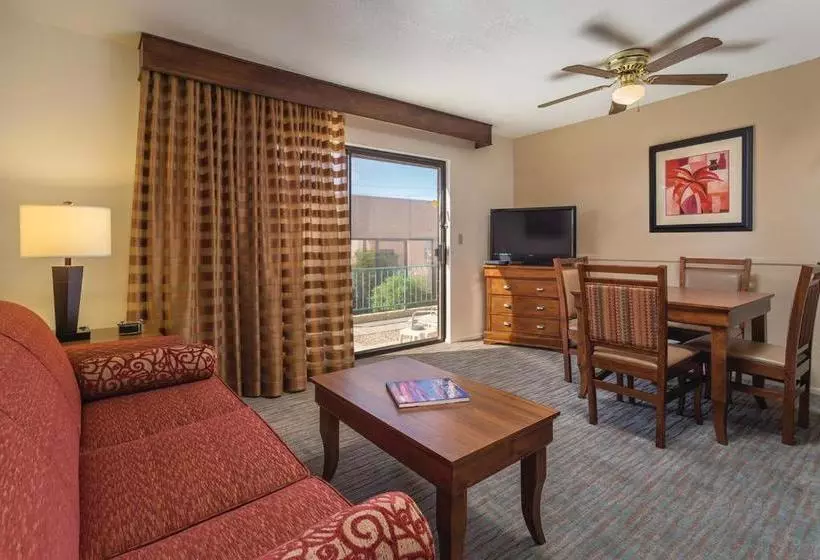 Getaways At Havasu Dunes Resort