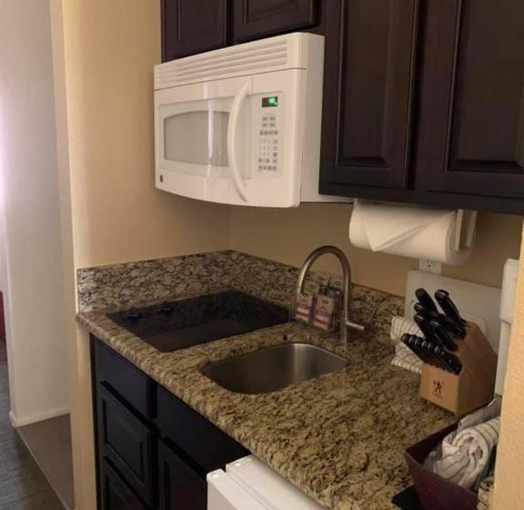 Getaways At Havasu Dunes Resort