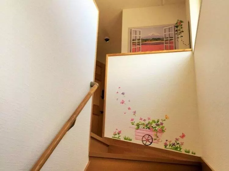 Hostelli ホステル富士山 結