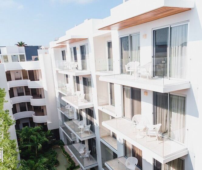 Antera Hotel & Residences