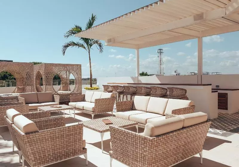 Antera Hotel & Residences