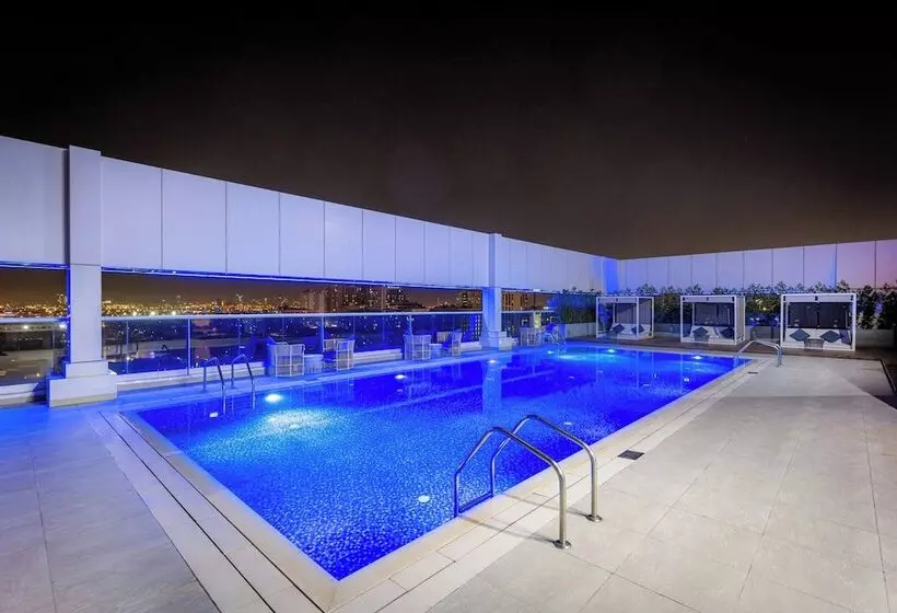 هتل Courtyard By Marriott Dubai, Al Barsha