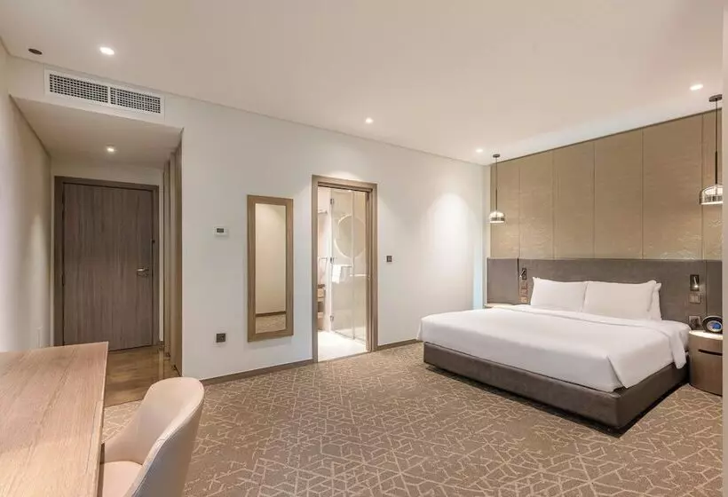 هتل Courtyard By Marriott Dubai, Al Barsha