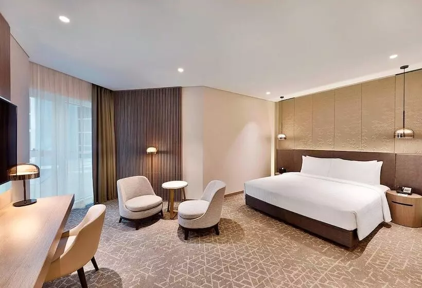 هتل Courtyard By Marriott Dubai, Al Barsha