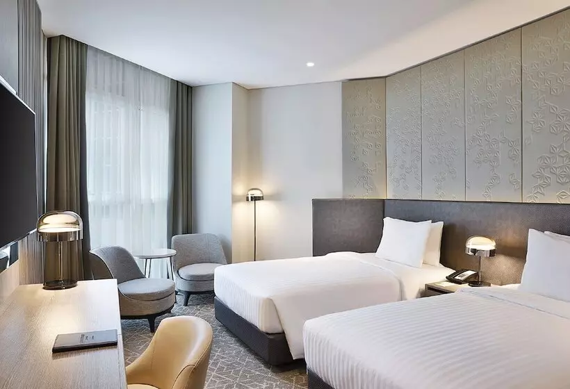 هتل Courtyard By Marriott Dubai, Al Barsha