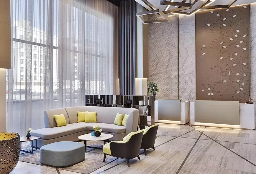 هتل Courtyard By Marriott Dubai, Al Barsha