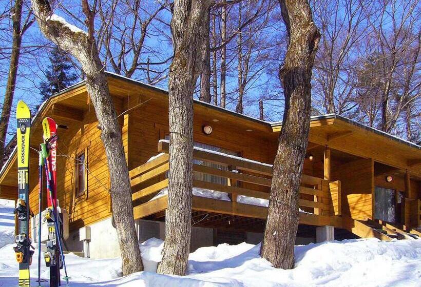 בית מלון כפרי La Neige By Hhg