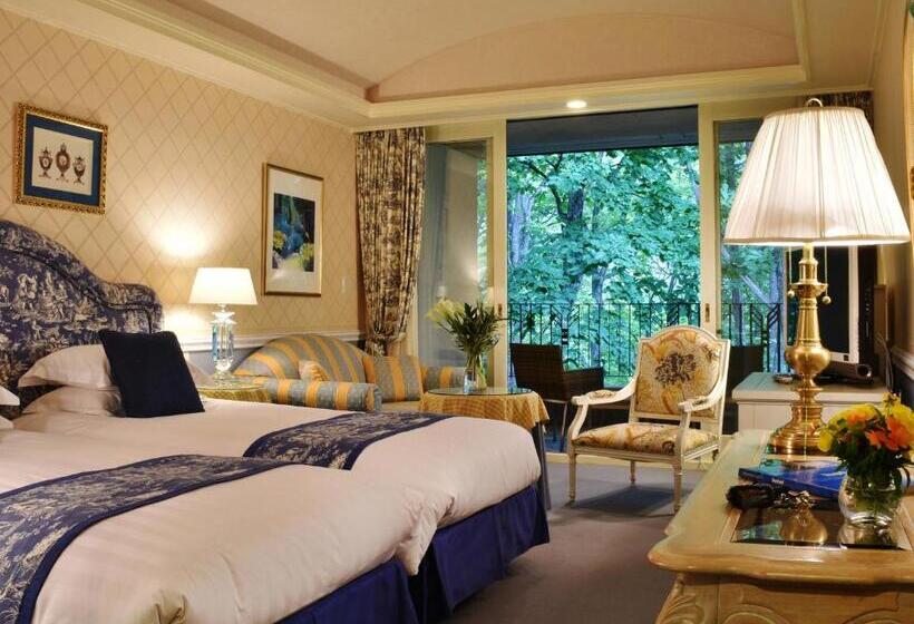 בית מלון כפרי La Neige By Hhg