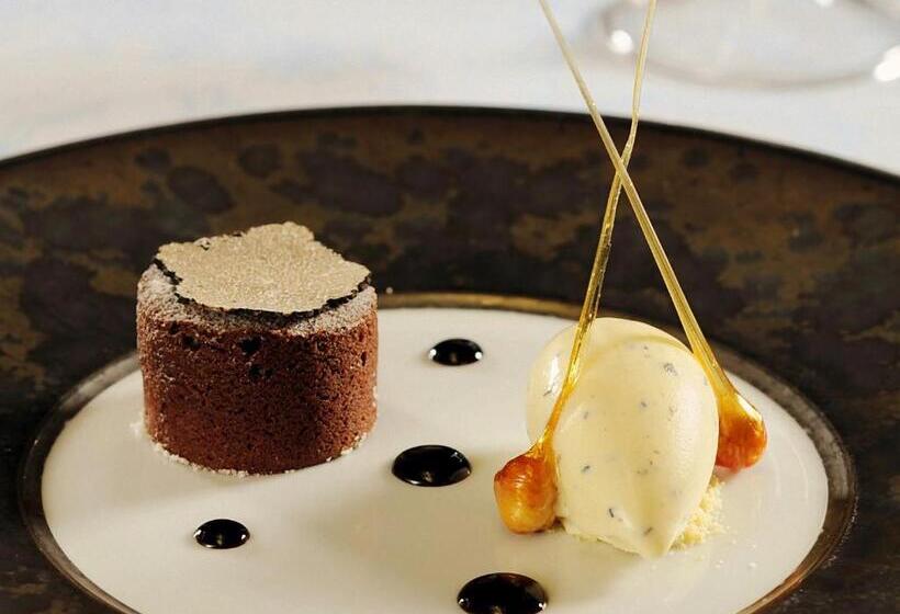 בית מלון כפרי La Neige By Hhg