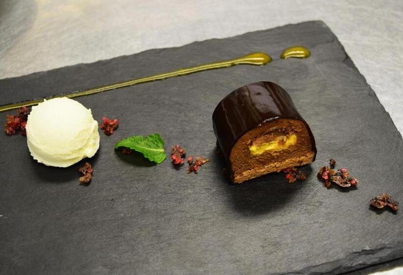 בית מלון כפרי La Neige By Hhg