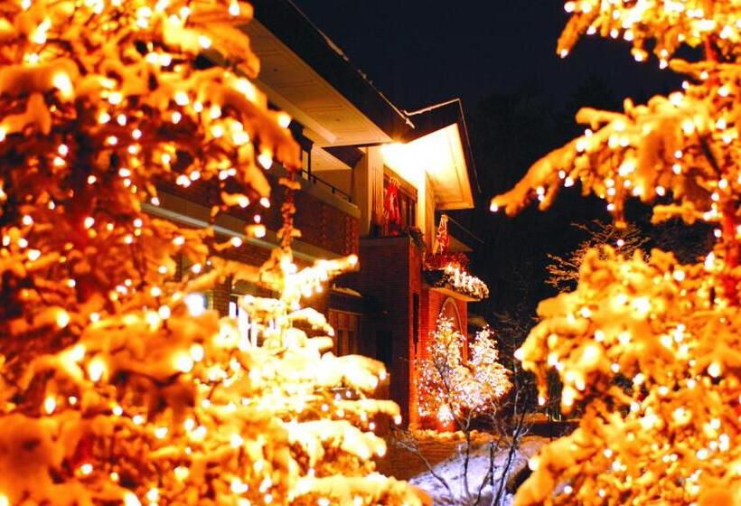 בית מלון כפרי La Neige By Hhg