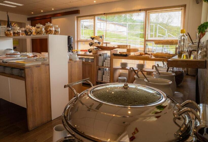 هتل Hallormsstadur