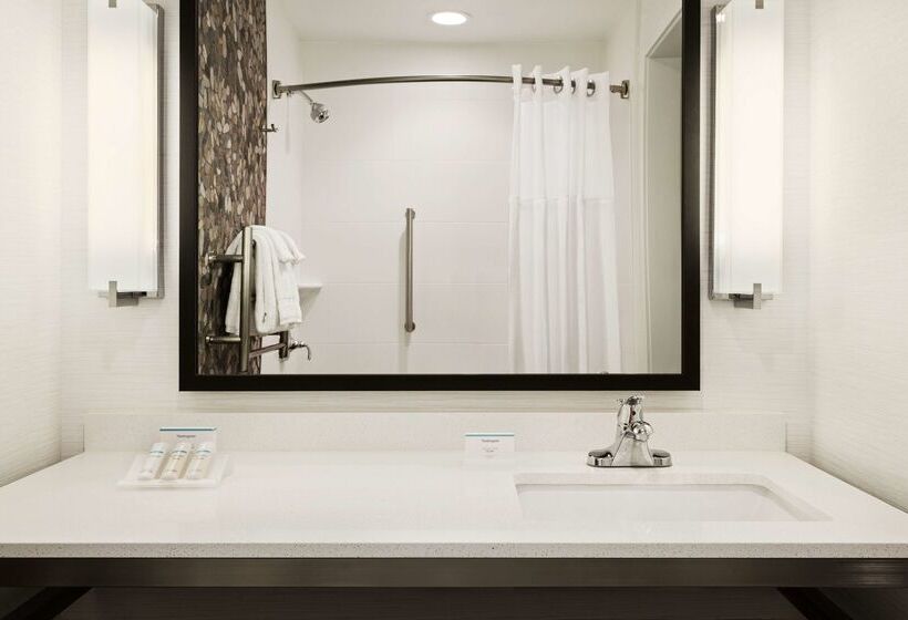 هتل Hilton Garden Inn Charlotte Southpark