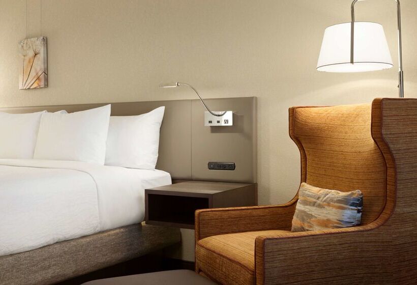 هتل Hilton Garden Inn Charlotte Southpark