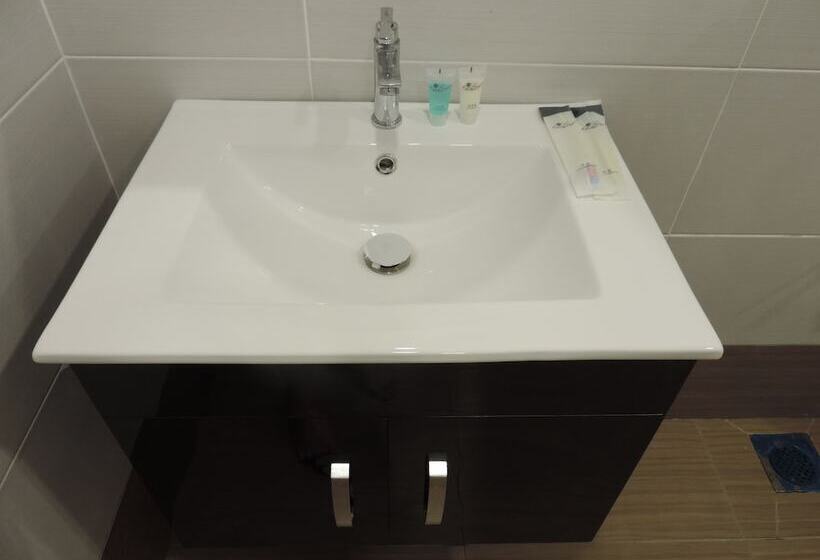 هتل I Leaf Boutique