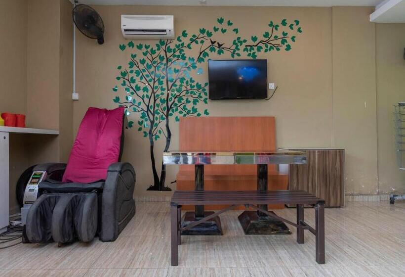 هتل I Leaf Boutique