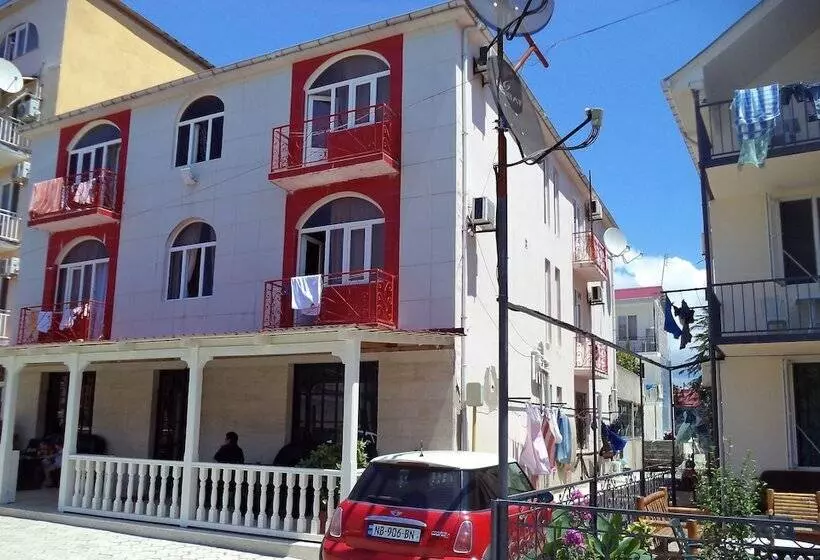 هتل Live Inn Ureki