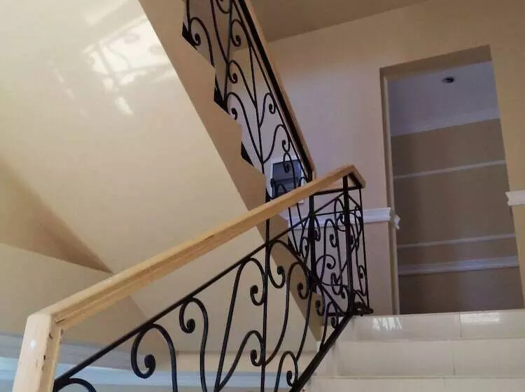 هتل Live Inn Ureki