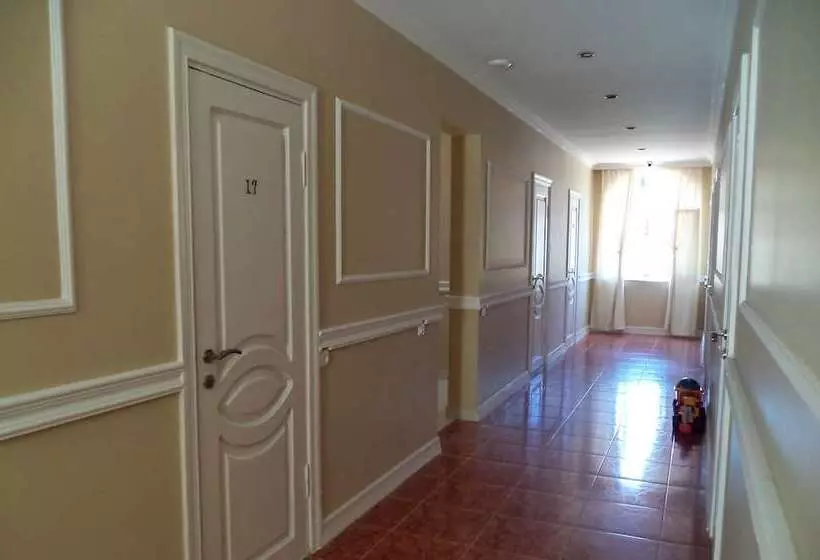 هتل Live Inn Ureki