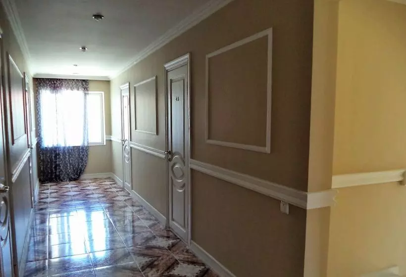 هتل Live Inn Ureki