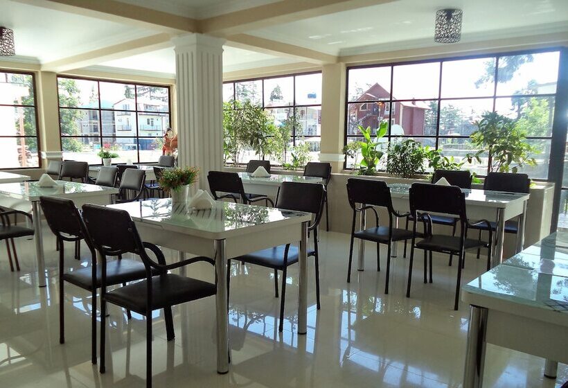 هتل Live Inn Ureki